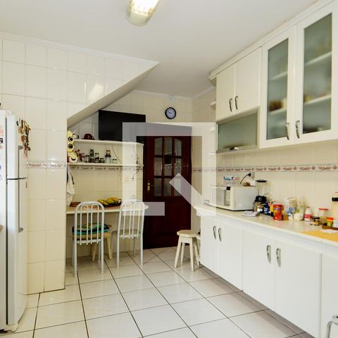 Casa à venda com 100m², 3 quartos e 2 vagasCozinha