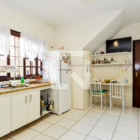 Casa à venda com 100m², 3 quartos e 2 vagasCozinha