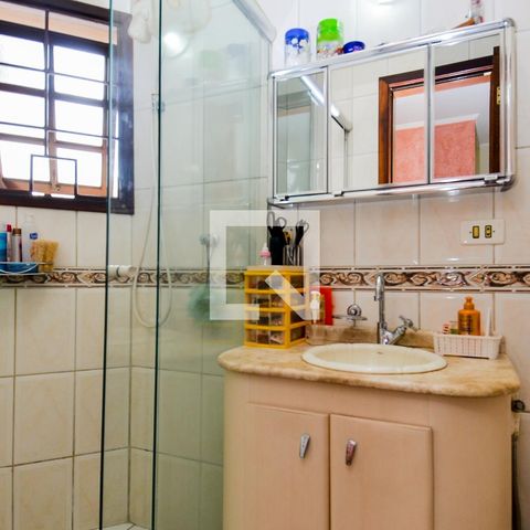 Casa à venda com 100m², 3 quartos e 2 vagasBanheiro da Suíte