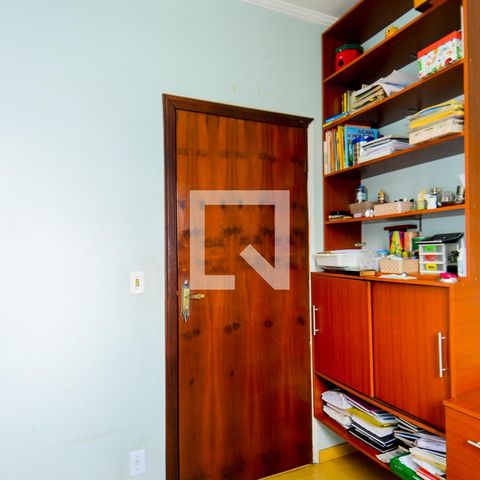 Casa à venda com 100m², 3 quartos e 2 vagasQuarto 2