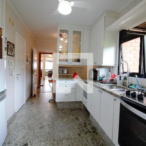 Apartamento à venda com 170m², 4 quartos e 3 vagasCozinha