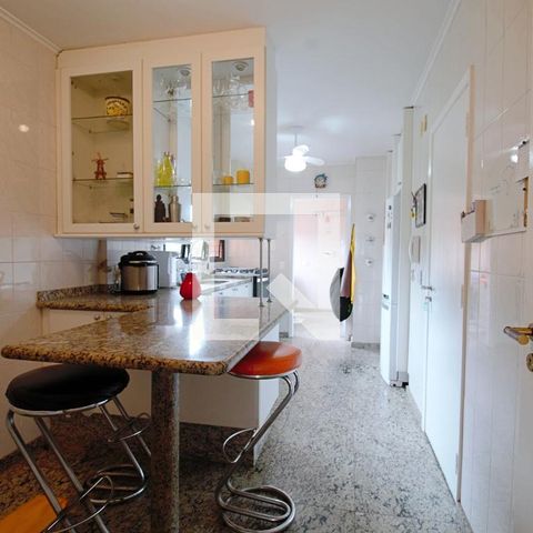 Apartamento à venda com 170m², 4 quartos e 3 vagasCopa