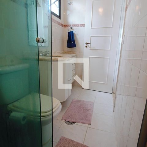Apartamento à venda com 170m², 4 quartos e 3 vagasBanheiro da Suíte 2