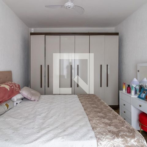 Casa à venda com 60m², 2 quartos e 1 vaga Casa à venda com 60m², 2 quartos e 1 vagaQuarto 1
