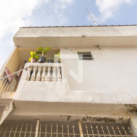 Casa à venda com 60m², 2 quartos e 1 vaga Casa à venda com 60m², 2 quartos e 1 vagaCasa 3