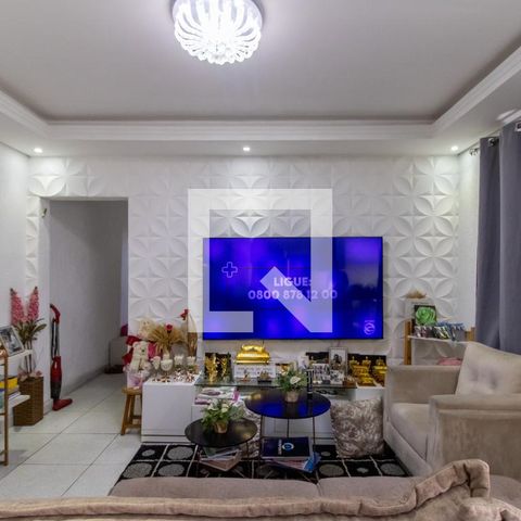 Casa à venda com 60m², 2 quartos e 1 vaga Casa à venda com 60m², 2 quartos e 1 vagaSala