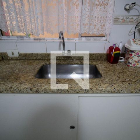 Casa à venda com 210m², 5 quartos e 4 vagas Casa à venda com 210m², 5 quartos e 4 vagasCozinha