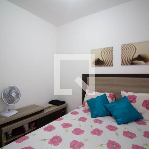 Casa à venda com 210m², 5 quartos e 4 vagas Casa à venda com 210m², 5 quartos e 4 vagasQuarto 2