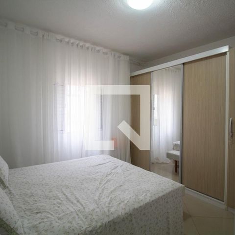 Casa à venda com 210m², 5 quartos e 4 vagas Casa à venda com 210m², 5 quartos e 4 vagasQuarto 3