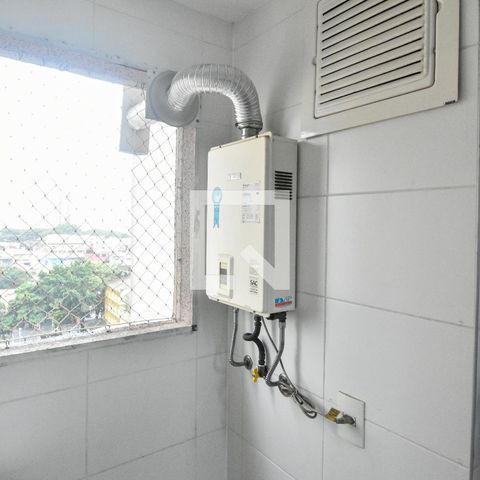 Apartamento à venda com 76m², 3 quartos e 1 vagaÁrea de Serviço