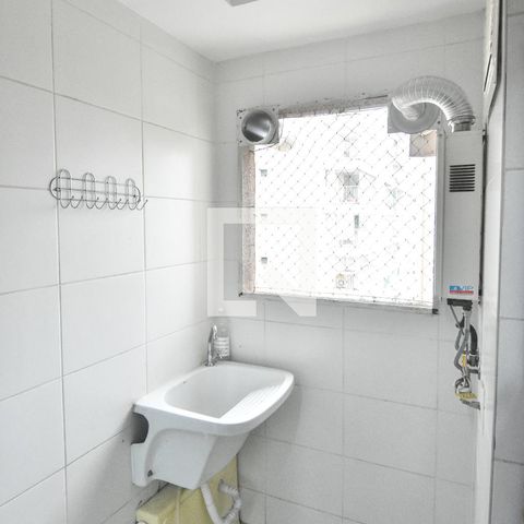 Apartamento à venda com 76m², 3 quartos e 1 vagaÁrea de Serviço