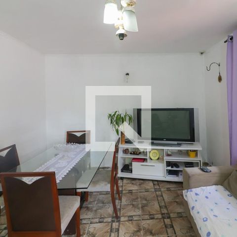Casa à venda com 152m², 3 quartos e 2 vagas Casa à venda com 152m², 3 quartos e 2 vagasSala