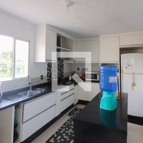 Casa à venda com 152m², 3 quartos e 2 vagas Casa à venda com 152m², 3 quartos e 2 vagasCozinha