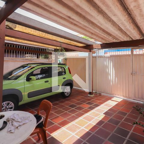 Casa à venda com 152m², 3 quartos e 2 vagas Casa à venda com 152m², 3 quartos e 2 vagasGaragem