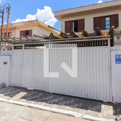 Casa à venda com 152m², 3 quartos e 2 vagas Casa à venda com 152m², 3 quartos e 2 vagasFachada Casa