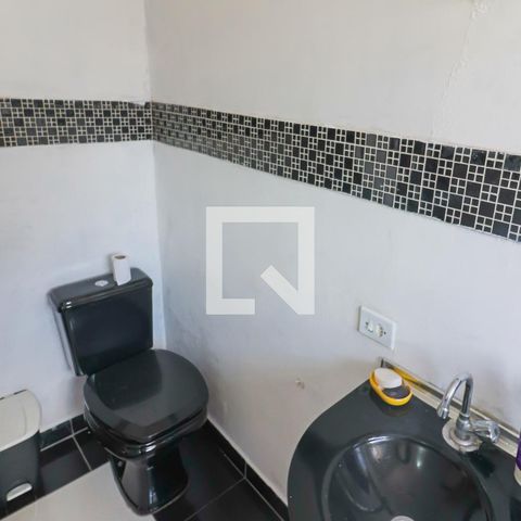 Casa à venda com 152m², 3 quartos e 2 vagas Casa à venda com 152m², 3 quartos e 2 vagasBanheiro Suite