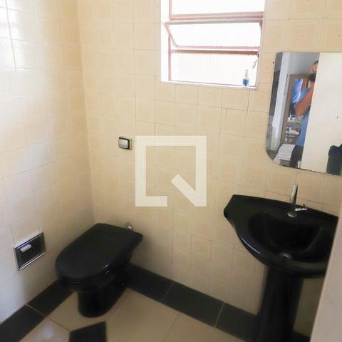 Casa à venda com 152m², 3 quartos e 2 vagas Casa à venda com 152m², 3 quartos e 2 vagasLavabo