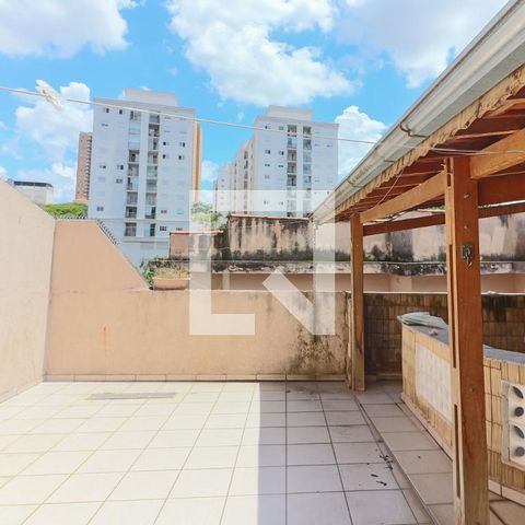 Casa à venda com 152m², 3 quartos e 2 vagas Casa à venda com 152m², 3 quartos e 2 vagasQuintal / Churrasqueira