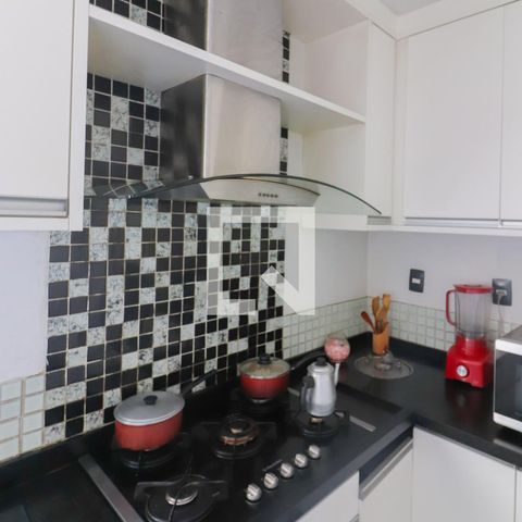 Casa à venda com 152m², 3 quartos e 2 vagas Casa à venda com 152m², 3 quartos e 2 vagasCozinha