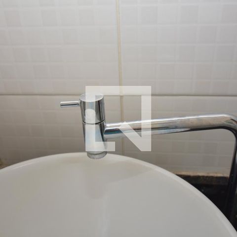 Apartamento à venda com 60m², 1 quarto e 1 vagaBanheiro - Torneira