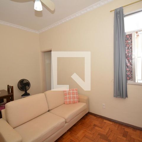 Apartamento à venda com 60m², 1 quarto e 1 vagaSala