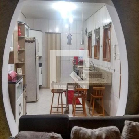 Casa à venda com 450m², 6 quartos e 2 vagasFoto 06