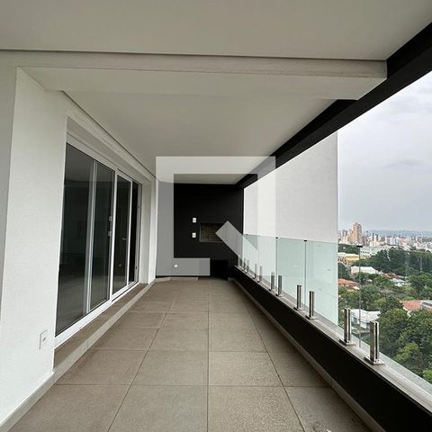 Apartamento à venda com 135m², 3 quartos e 3 vagasSacada da Sala