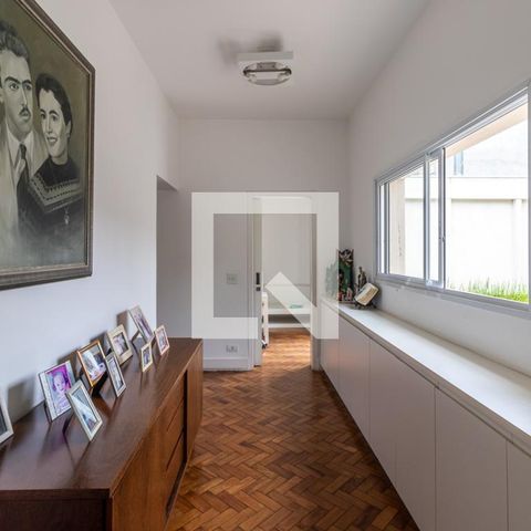 Casa à venda com 350m², 4 quartos e 5 vagas