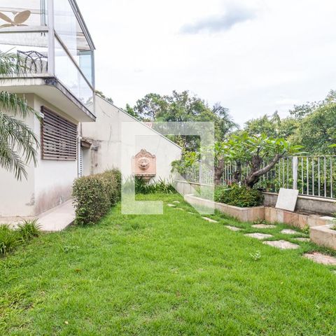 Casa à venda com 350m², 4 quartos e 5 vagas