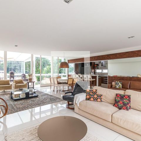 Casa à venda com 350m², 4 quartos e 5 vagas