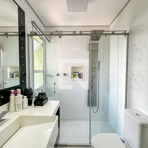 Apartamento à venda com 200m², 3 quartos e 6 vagasSuíte 1