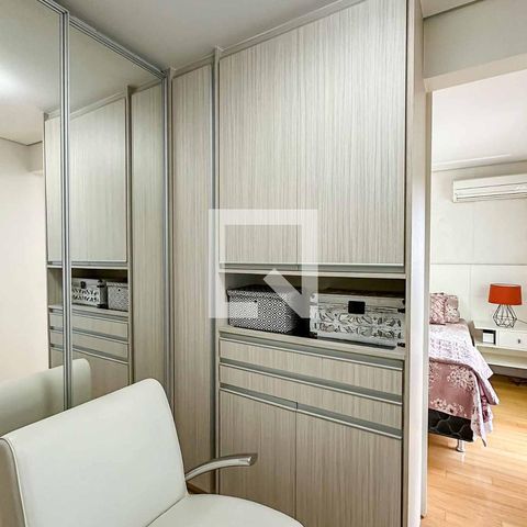 Apartamento à venda com 200m², 3 quartos e 6 vagasSuíte 1