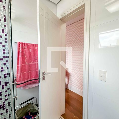 Apartamento à venda com 200m², 3 quartos e 6 vagasSuíte 2