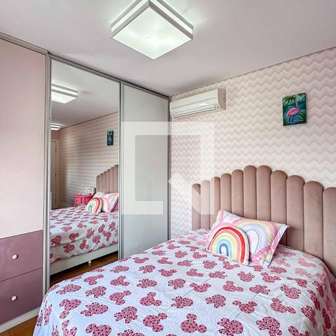 Apartamento à venda com 200m², 3 quartos e 6 vagasSuíte 2