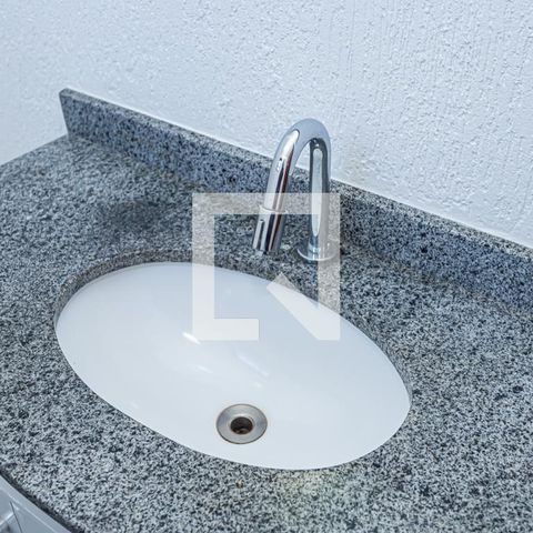 Casa de condomínio à venda com 166m², 3 quartos e 5 vagas Casa de condomínio à venda com 166m², 3 quartos e 5 vagasLavabo
