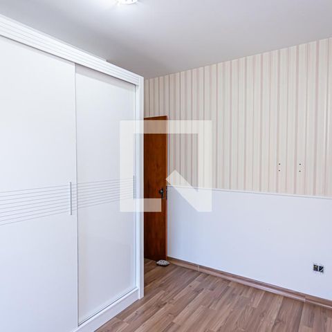 Casa de condomínio à venda com 166m², 3 quartos e 5 vagas Casa de condomínio à venda com 166m², 3 quartos e 5 vagasQuarto 1