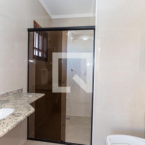 Casa de condomínio à venda com 166m², 3 quartos e 5 vagas Casa de condomínio à venda com 166m², 3 quartos e 5 vagasBanheiro suite