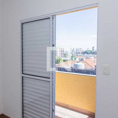 Casa de condomínio à venda com 166m², 3 quartos e 5 vagas Casa de condomínio à venda com 166m², 3 quartos e 5 vagasVaranda suite