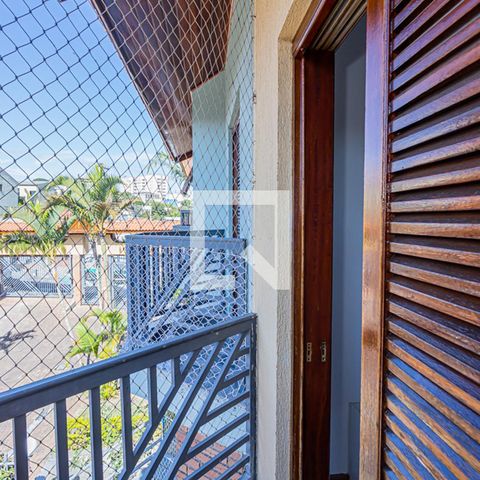 Casa de condomínio à venda com 166m², 3 quartos e 5 vagas Casa de condomínio à venda com 166m², 3 quartos e 5 vagasVaranda quarto 2