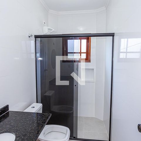 Casa de condomínio à venda com 166m², 3 quartos e 5 vagas Casa de condomínio à venda com 166m², 3 quartos e 5 vagasBanheiro