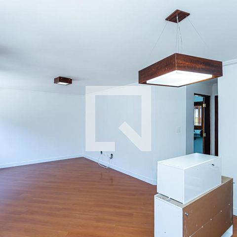 Casa de condomínio à venda com 166m², 3 quartos e 5 vagas Casa de condomínio à venda com 166m², 3 quartos e 5 vagasSala