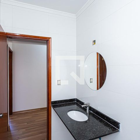 Casa de condomínio à venda com 166m², 3 quartos e 5 vagas Casa de condomínio à venda com 166m², 3 quartos e 5 vagasBanheiro
