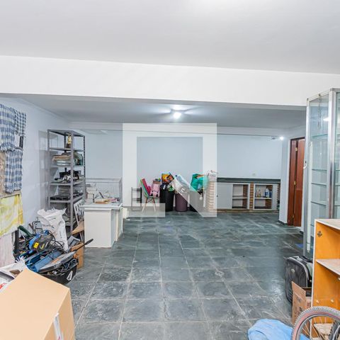 Casa de condomínio à venda com 166m², 3 quartos e 5 vagas Casa de condomínio à venda com 166m², 3 quartos e 5 vagasGaragem