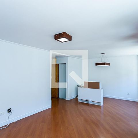 Casa de condomínio à venda com 166m², 3 quartos e 5 vagas Casa de condomínio à venda com 166m², 3 quartos e 5 vagasSala