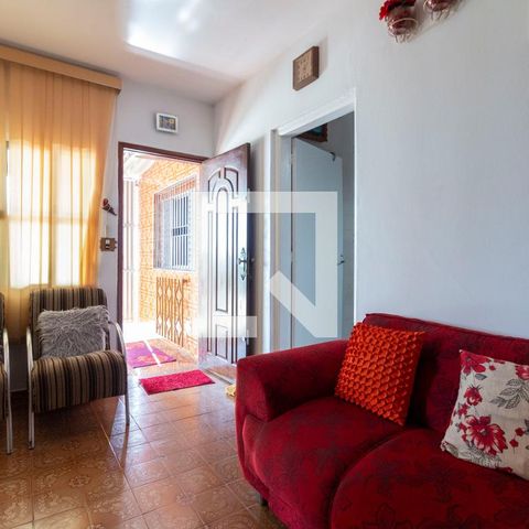 Casa à venda com 300m², 5 quartos e 3 vagasSala