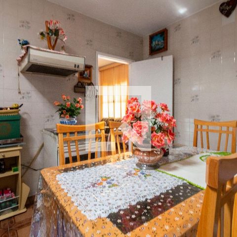 Casa à venda com 300m², 5 quartos e 3 vagasCozinha