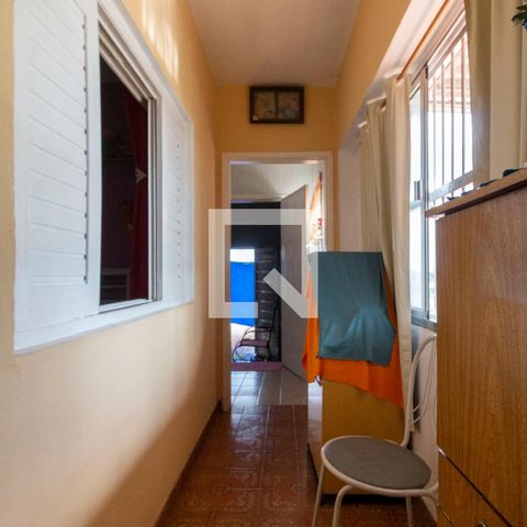 Casa à venda com 300m², 5 quartos e 3 vagasCorredor
