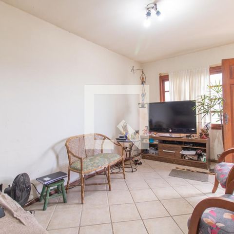 Casa à venda com 100m², 2 quartos e 1 vagaSala