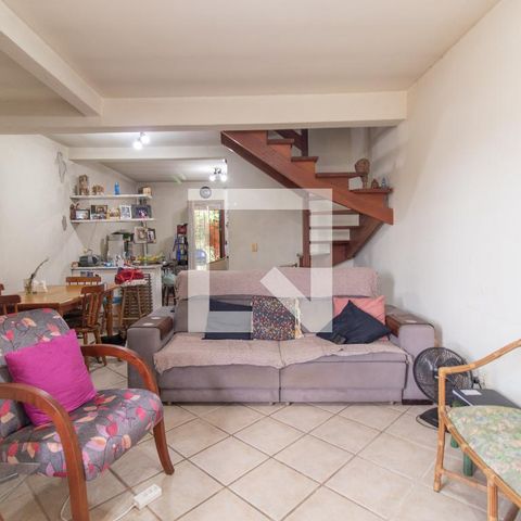 Casa à venda com 100m², 2 quartos e 1 vagaSala