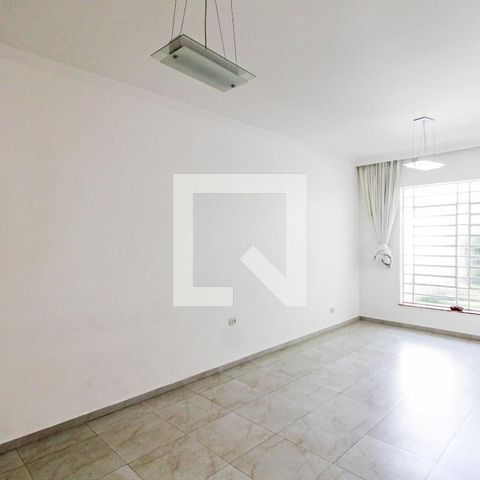 Casa à venda com 300m², 5 quartos e 5 vagasSala